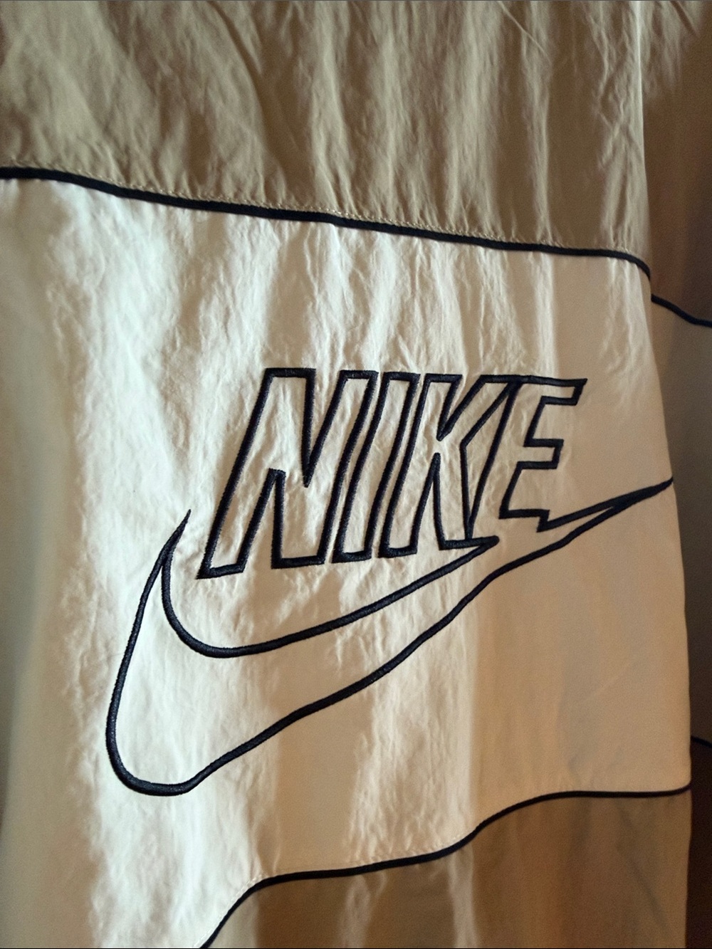 Nike Men's Beige Hooded Windbreaker with Contrast Piping - Picture 5 of 7